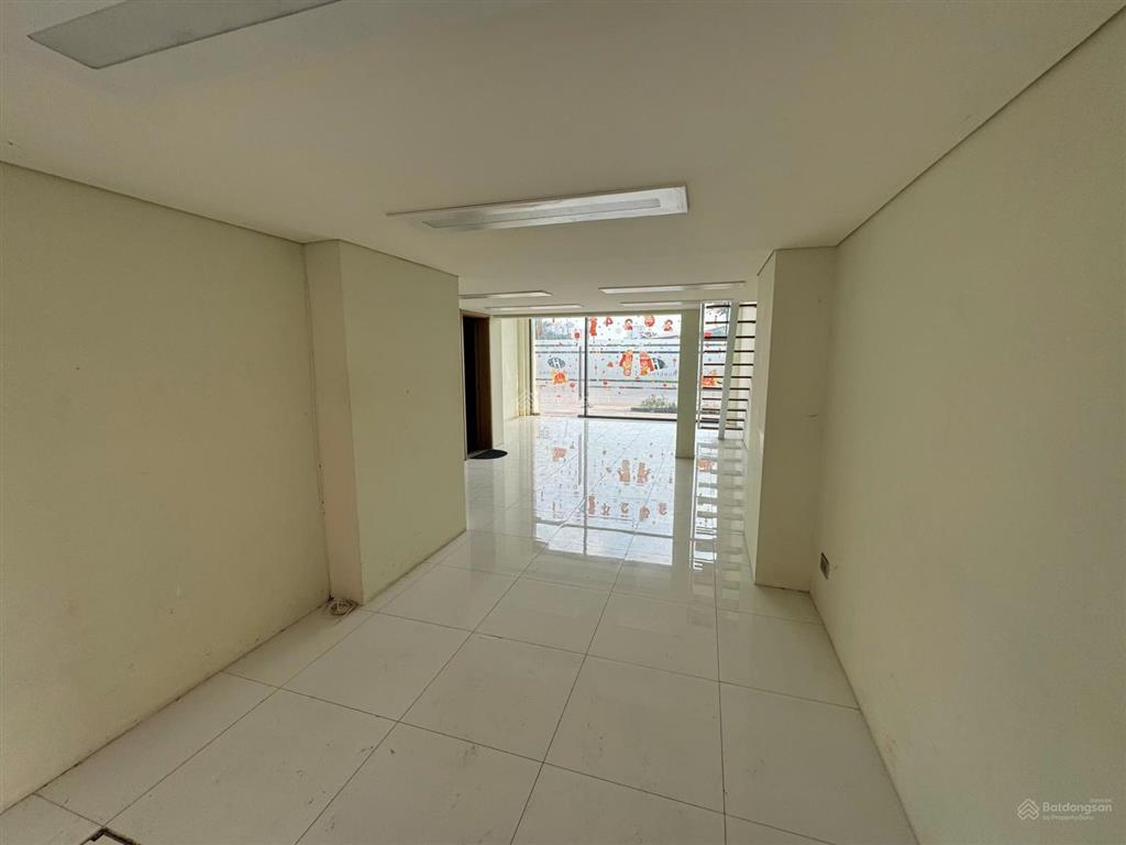 Thu hồi vốn chủ gửi bán căn shophouse dt 73m2