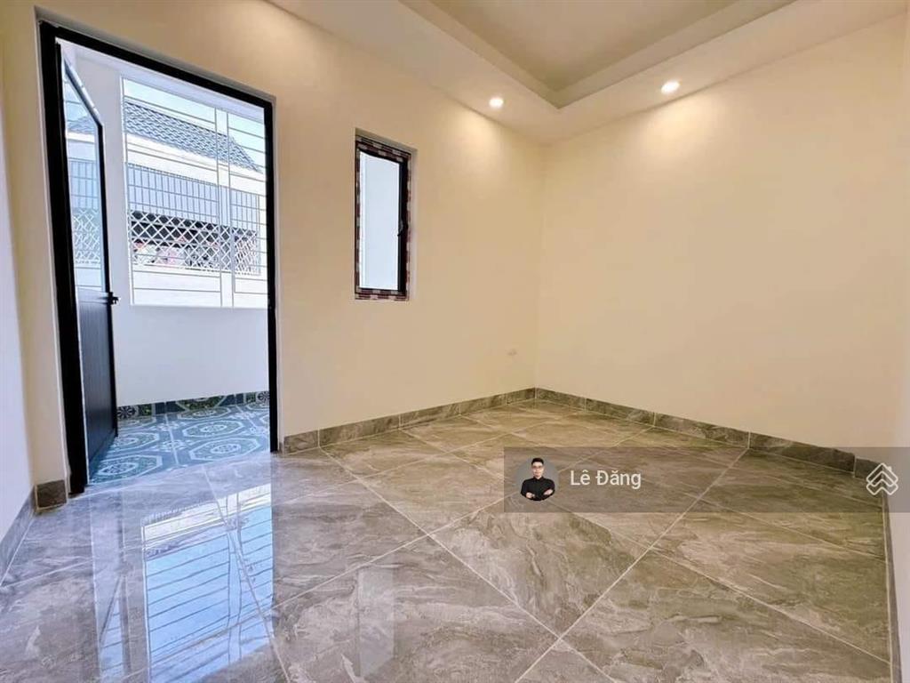 Dt 50m2 4t xây mới, ô tô nhỏ đỗ cửa  gần trường chợ. thuận tiện mọi thứ