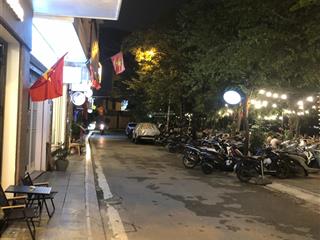 Chính chủ bán nhà bán đảo tây hồ ,20m ra mặt hồ tây . 7 tầng thang máy , kcbt móng cọc nhồi