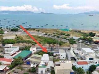 Bán đất ngang 18m trực diện biển phạm văn đồng  bến du thuyền nha trang120tr/m2