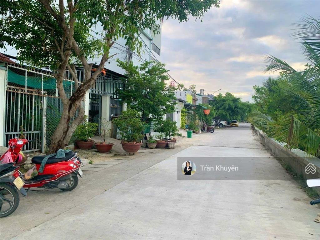 Bán đất tđc mặt tiền sông tắc vĩnh thái giá 2,9 tỷ 80m²