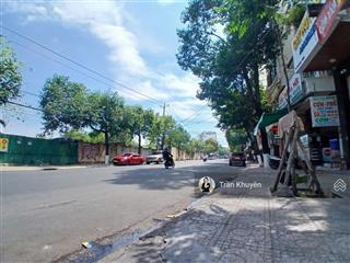 Bán nhà đang kinh doanh tốt tại đường hoàng diệu, nha trang. cách biển 400m giá 10,5 tỷ