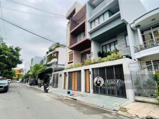 Chỉ 6 tỷ bán nhà 2 tầng trung tâm bàn cờ nha trang đường lê chân rộng 12m