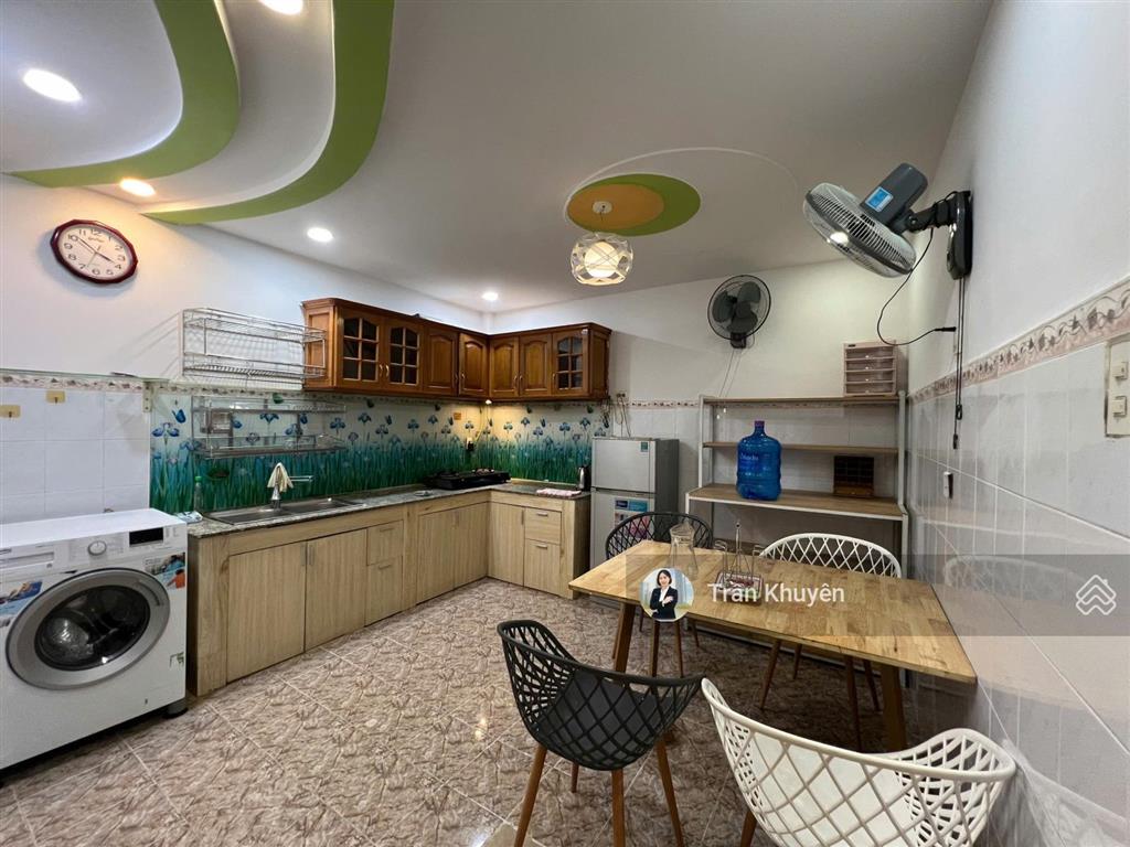 Bán nhà hẻm 5m đường thích quảng đức liền kề khu dự án sungroup