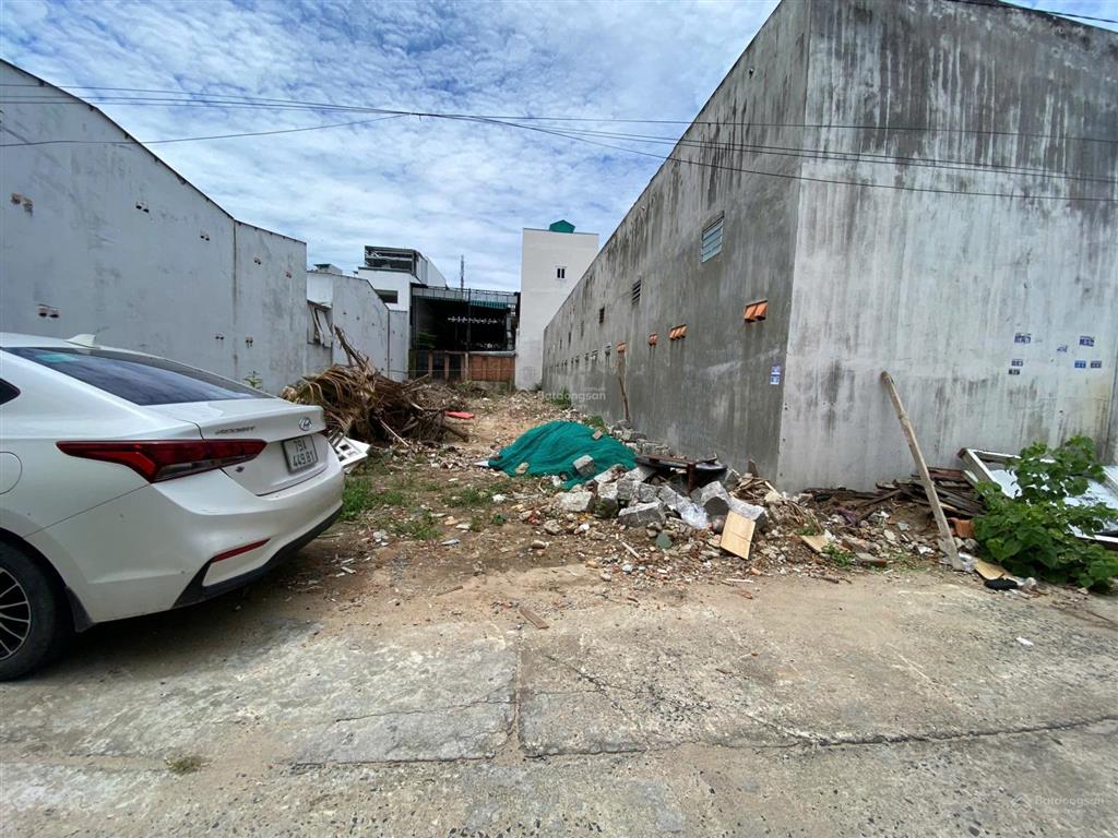 Bán đất gần ủy ban phường bắc nha trang 187,8m giá 50tr/m