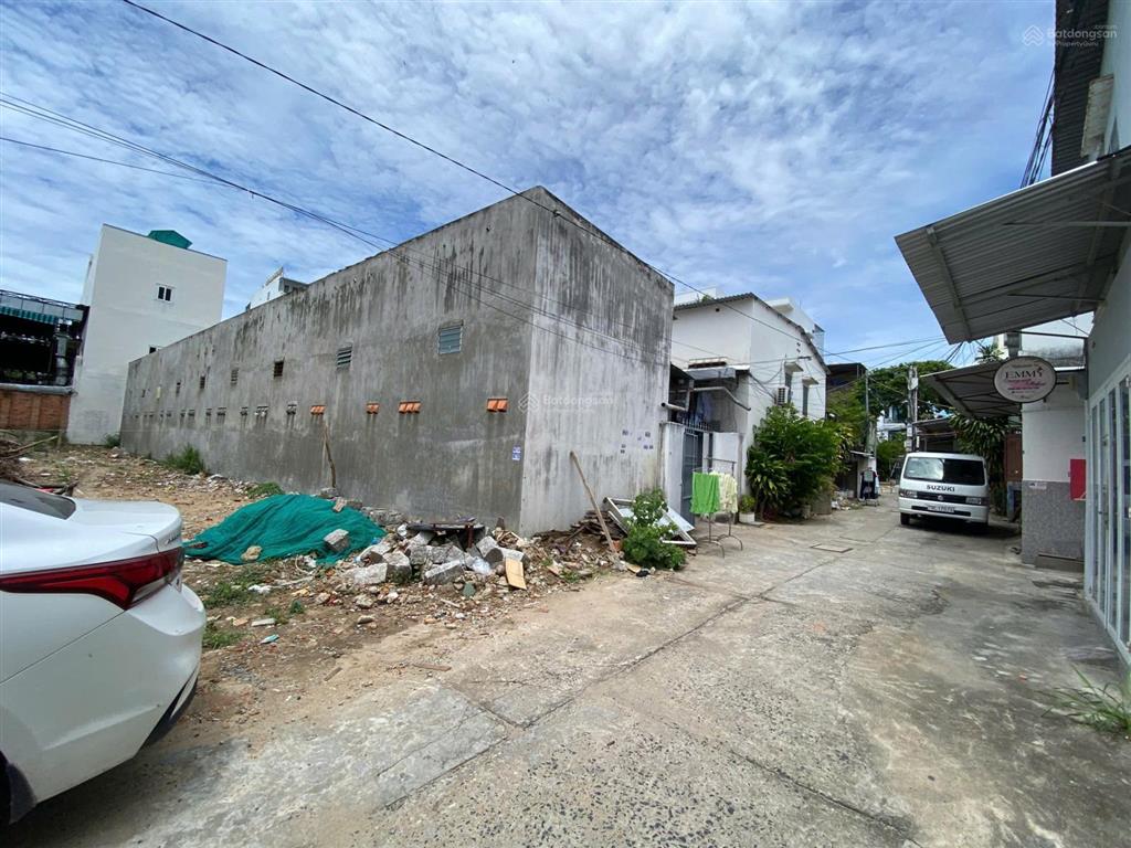 Bán đất gần ủy ban phường bắc nha trang 187,8m giá 50tr/m