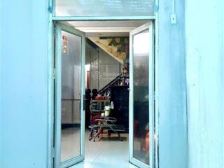 Chỉ 97tr/m2 tặng nhà 2 tầng 90 m2 đường vào xe hơi gần khu hàng xanh chỉ 8,x tỷ