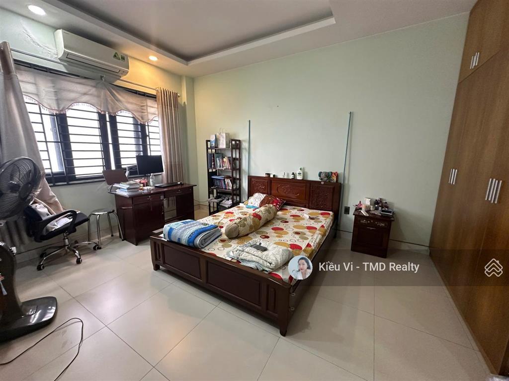 Bán nhà đẹp 4 tầng đối diện công viên, mặt tiền đường 56 dự án đông thủ thiêm quận 2