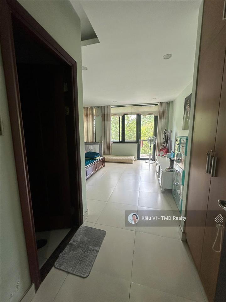 Bán nhà đẹp 4 tầng đối diện công viên, mặt tiền đường 56 dự án đông thủ thiêm quận 2