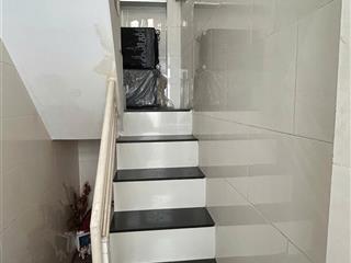 Bán nhà nhỏ xinh 4x4m giáp quận 1 shr chỉ 2.88 tỷ