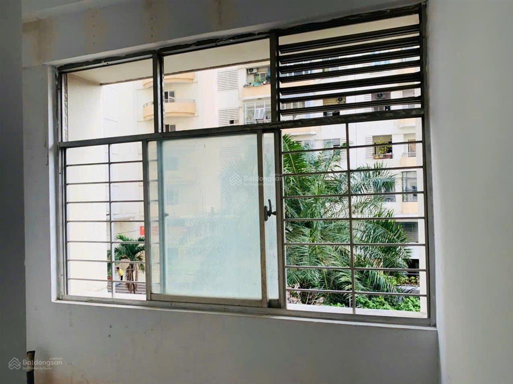 Bán căn hộ thấp tầng  cao ốc b ngô gia tự, quận 10  giá chỉ 3.9 tỷ