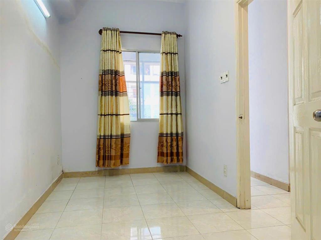 Bán căn hộ thấp tầng  cao ốc b ngô gia tự, quận 10  giá chỉ 3.9 tỷ