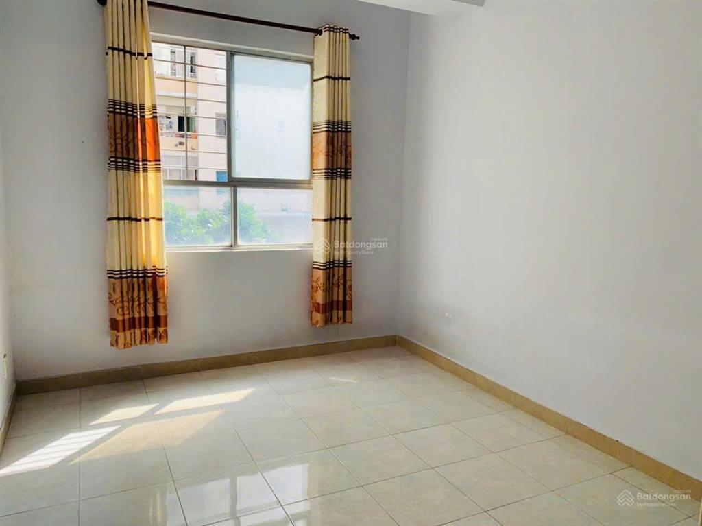 Bán căn hộ thấp tầng  cao ốc b ngô gia tự, quận 10  giá chỉ 3.9 tỷ