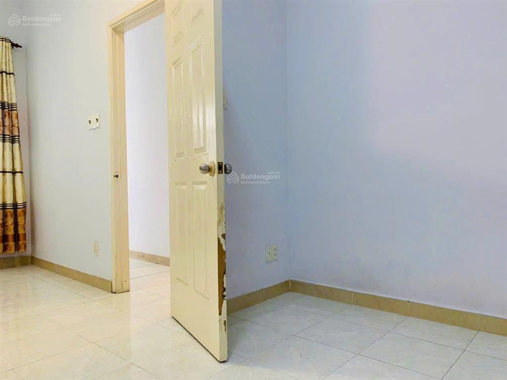 Bán căn hộ thấp tầng  cao ốc b ngô gia tự, quận 10  giá chỉ 3.9 tỷ