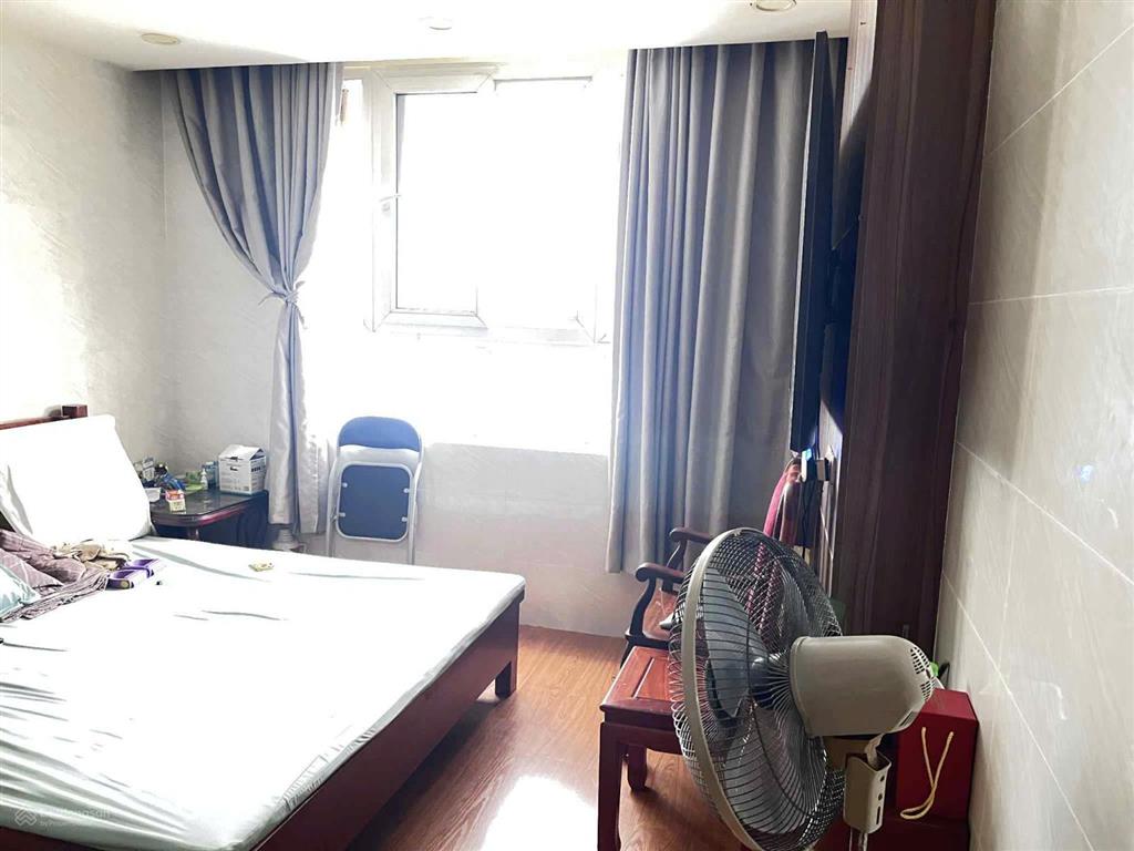 Bán ch tđc hoàng cầu, 6,9 tỷ, 87m2, 2pn, 2wc, đống đa, hà nội, nhà bao đẹp. giá 6.9 tỷ.