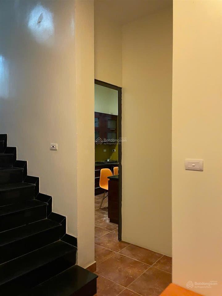 Cc mời thuê bt vip trần đại nghĩa hai bà trưng 220m2x3,5t oto 39,9 tr/1th.