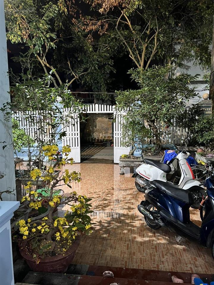 Biệt thự sân vườn ngọc hồi 120m2, mt 9m, 2 mặt thoáng quy hoạch ra đường 30m vinhomes, 18 tỷ