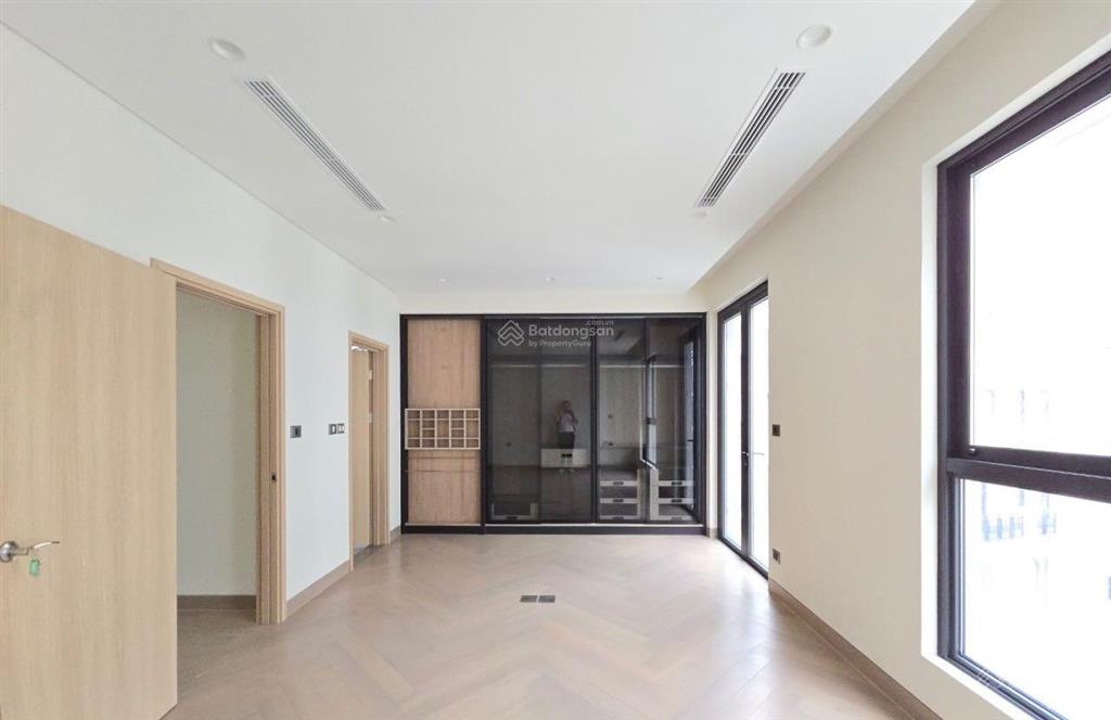 Chính chủ cần bán lô biệt thự 200m2 full nội thất nhập khẩu,  0941 529 ***