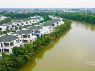 Chính chủ cần bán 1 hoặc 2 lô biệt thự đảo mỗi căn 300m2 sát nhau tổng 600m2 .vị trí siêu đẹp