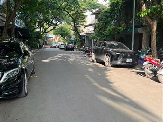 Bán nhà mp đỗ hành 141m2. nhà vuông vắn, tiện xây dựng cao tầng