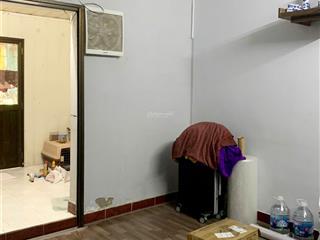 Cho thuê căn hộ tt dt 75m2 thoáng sạch tòa nhà mặt phố giảng võ giá 7,5tr/tháng