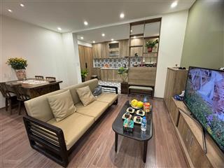 Bán căn hộ tập thể tầng 3 dt 90m2 thiết kế đẹp nội thất cao cấp phố hoàng ngọc phách nam thành công