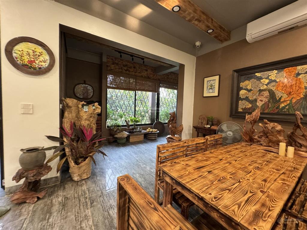 Bán căn biệt thự tk đậm chất bắc bộ đẹp sang có gu thẩm mỹ dt 460m 2tầng cạnh khu đô thị xanh villa