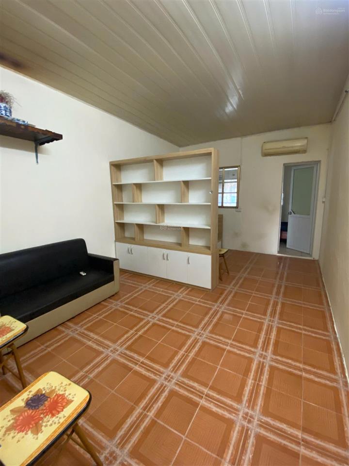 Cho thuê căn hộ tầng 5 dt 45m2 căn góc sạch thoáng ngõ ôtô mấy bước chân ra mặt phố phạm ngọc thạch