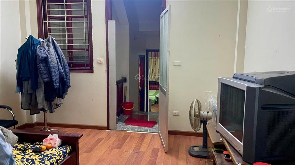 Bán nr mặt ngõ 236 4pn 4wc 40m2 tại đại từ, giá ưu đãi 12,9 tỷ, hoàng mai, hà nội