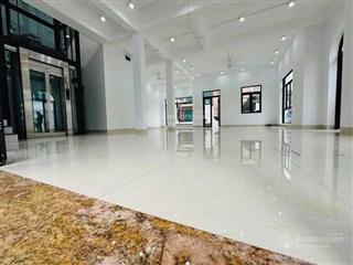 Bán biệt thự 3 mặt đường khu đô thị sa đôi 210m, mặt tiền 14m giá nhỉnh 60 tỷ!