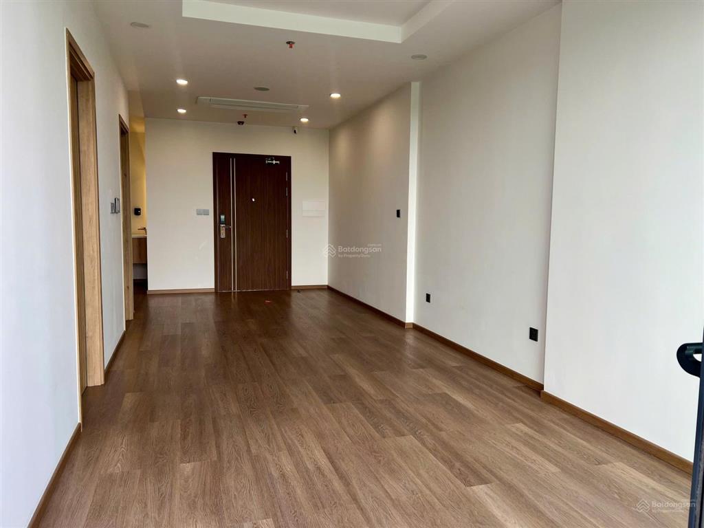 Bán căn 3pn tầng 30, view công viên, nội thất nhập khẩu, chỉ 5,05 tỷ. đóng 25% vay 0%trong 18 tháng