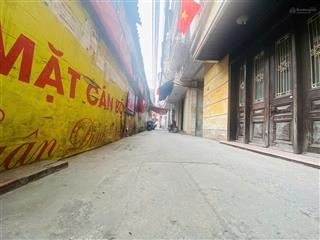 Do chuyển công tác cần bán nhà mặt ngõ, phố tôn đức thắngđống đa, gần ngay phố 60m2, nhỉnh 12 tỷ