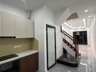 Chính chủ bán nhà phố pháo đài láng dt43m x 4 t ngõ ba gác gần phố giá hơn 8 tỷ xíu có bớt
