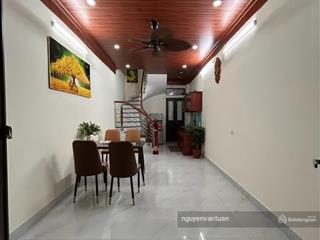Tôi cần bán nhà xã đàn  khâm thiên, 30m x 5 tầng, 2 thoáng trước sau, nhà đẹp ở ngay