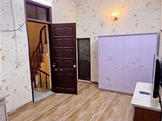 Tôi bán nhà triều khúc thanh xuân, gần phố, 5 tầng dân xây chắc chắn, hơn 5 tỷ