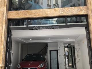 Nhà riêng 40m2 x 7t có thang máy ô tô vào nhà, ngõ rộng 6m, giá 13.5 tỷ, ngõ 110 nam dư, lĩnh nam