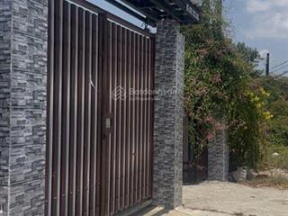 Cho thuê 2006m2 đất có nhà 2 tầng mặt tiền đường phạm ngũ lão