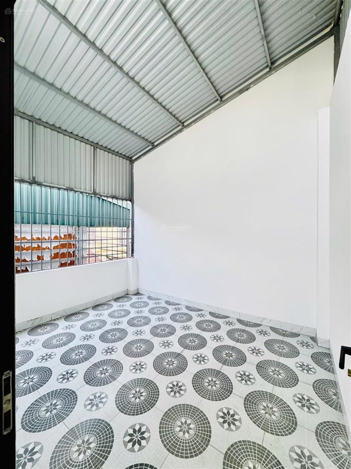 Bán nhà đường dương văn bé 31m2 5 tầng ô tô đỗ cửa đủ nội thất về ở ngay  0961 579 ***