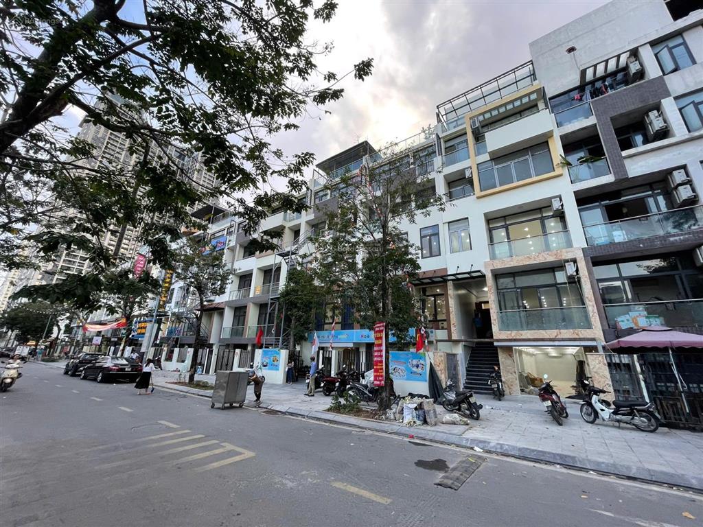 Chính chủ bán biệt thự 120m2, 65 tỷ ở mon city, nam từ liêm, hà nội