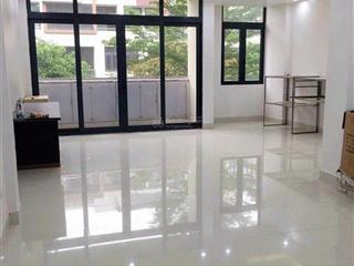 Cho thuê văn phòng tại mon city, 14 triệu, 120m2, ngõ vào rộng 30m
