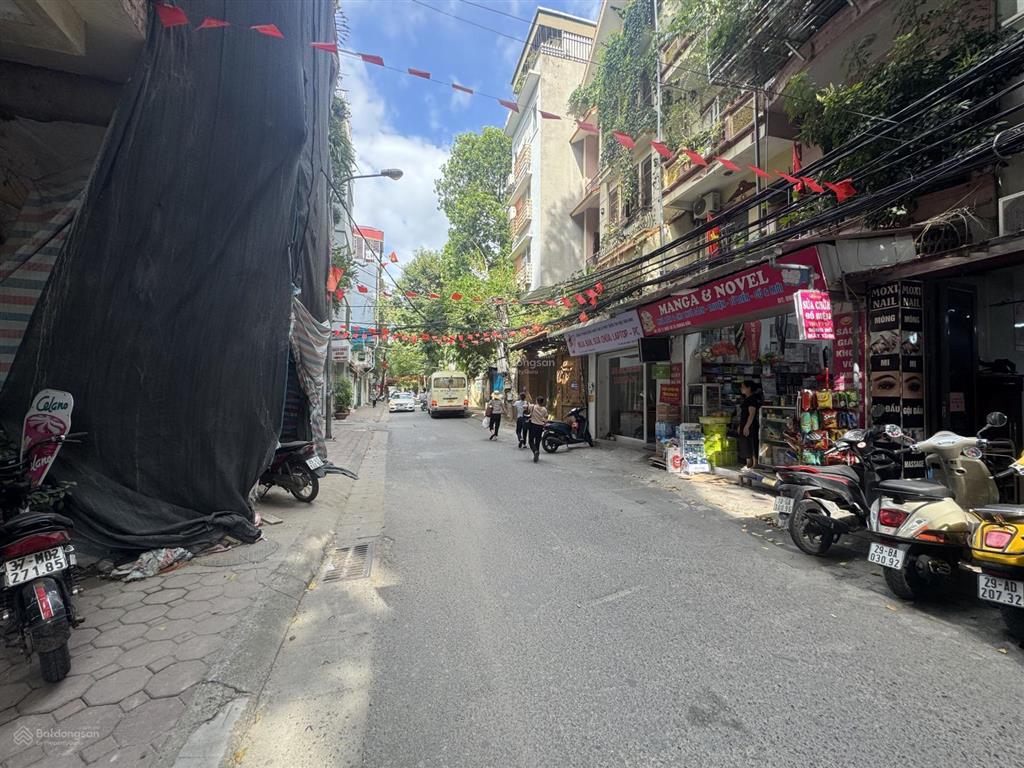 Căn góc siêu hiếm mặt ngõ sát mp lê thanh nghị bách khoa đường 3 ô tô tránh nhau hè 3m, kd sầm uất