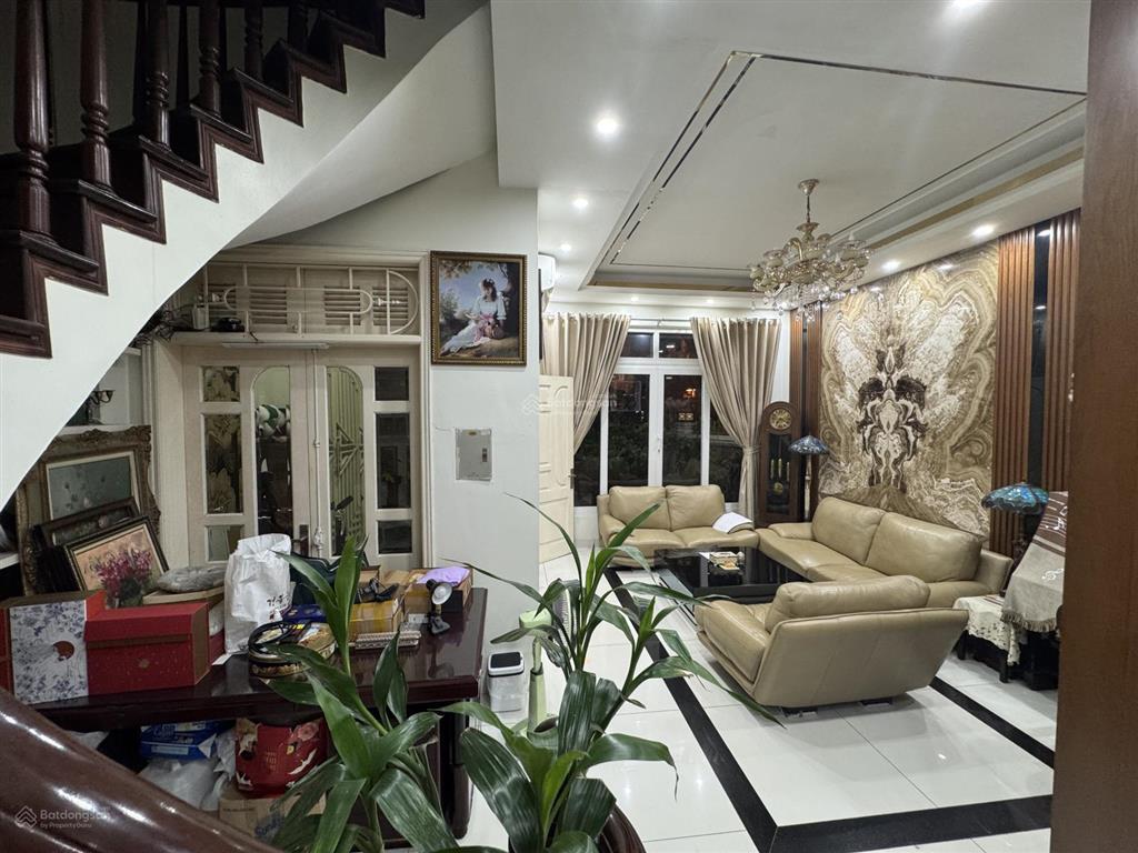 Căn góc siêu hiếm mặt ngõ sát mp lê thanh nghị bách khoa đường 3 ô tô tránh nhau hè 3m, kd sầm uất