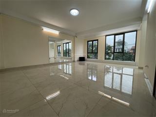 Cho thuê mặt bằng 50m2 tại tầng 3  4 nhà số 98 phố láng hạ  hà nội.  chính chủ 0913 036 ***