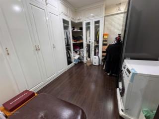 Bán nhà siêu đẹp 5 tầng có thang máy  ngõ 278 phố nghi tàm, yên phụ, tây hồ