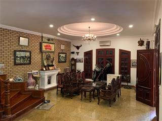 Bán nhà mặt ngõ 285 đội cấn, ngõ thông kinh doanh dt 48m2, 5 tầng, giá 13.8 tỷ