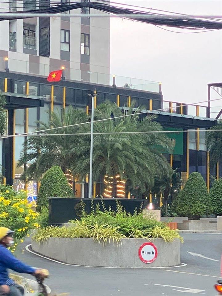 Bán căn hộ centana thủ thiêm q2.  zalo thu huong land 0903 358 ***