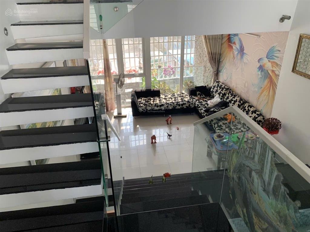 Bán nhà phố  biệt thự. zalo 0903 358 ***