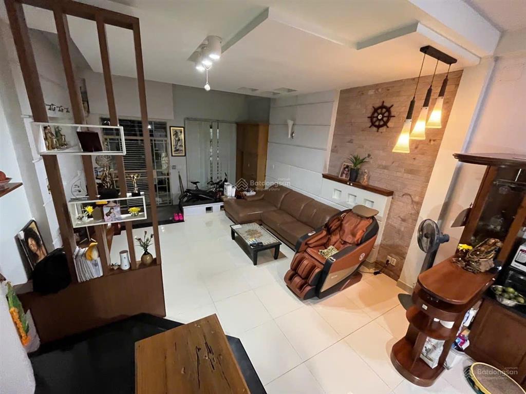 Bán nhà phố  biệt thự. zalo 0903 358 ***