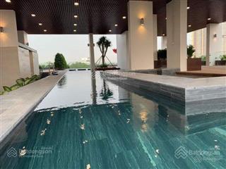 Bán căn hộ d'lusso 2pn.  zalo/viber 0903 358 ***