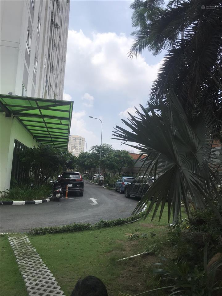 Cần bán căn hộ 2pn chung cư bộ công an.  zalo 0903 358 ***